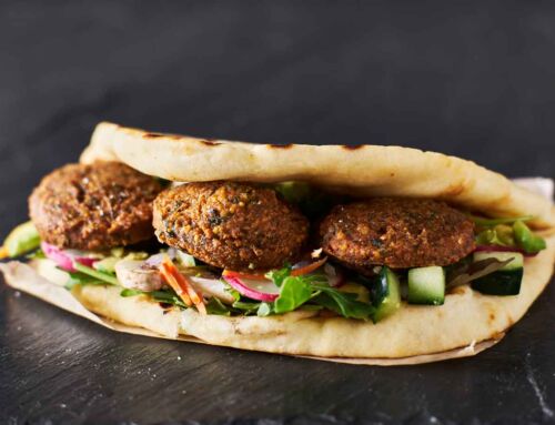 How to Make a Great Falafel Sandwich in Fresh Pita